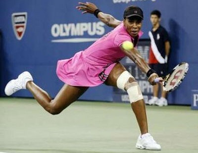 Sharapova thất thủ, Venus tái ngộ Clijsters - 4 Sharapova thất thủ, Venus tái ngộ Clijsters - 4