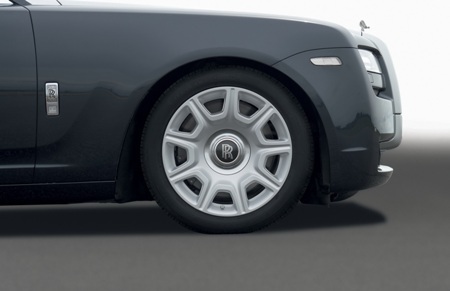 Rolls-Royce chính thức giới thiệu Ghost - 15 Rolls-Royce chính thức giới thiệu Ghost - 15