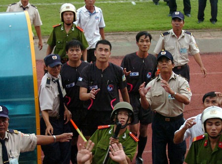 Chờ những đánh giá thẳng thắn, trung thực! - 3 Chờ những đánh giá thẳng thắn, trung thực! - 3