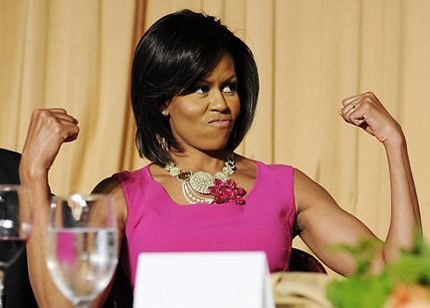 Tiết lộ bí quyết giữ đôi tay trần gợi cảm của Michelle Obama - 1 Tiết lộ bí quyết giữ đôi tay trần gợi cảm của Michelle Obama - 1