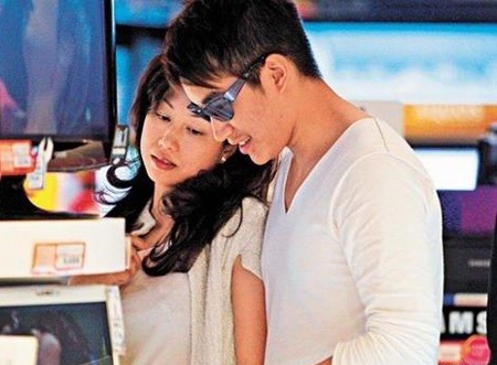 Hoa vương Hồng Kông đã chia tay “bồ già” - 2 Hoa vương Hồng Kông đã chia tay “bồ già” - 2