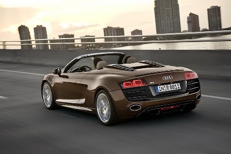 Audi R8 mui trần xuất hiện - 4 Audi R8 mui trần xuất hiện - 4