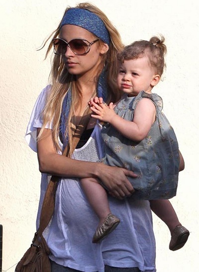 Nicole Richie đã sinh con trai - 3 Nicole Richie đã sinh con trai - 3