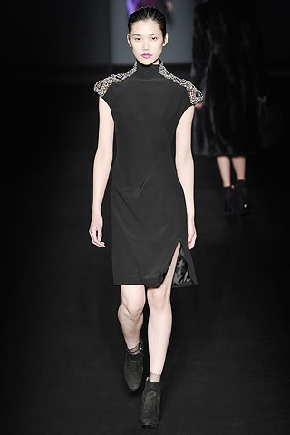 BST thu đông 2009 của Alberta Ferretti - 16 BST thu đông 2009 của Alberta Ferretti - 16