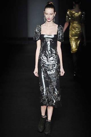 BST thu đông 2009 của Alberta Ferretti - 7 BST thu đông 2009 của Alberta Ferretti - 7