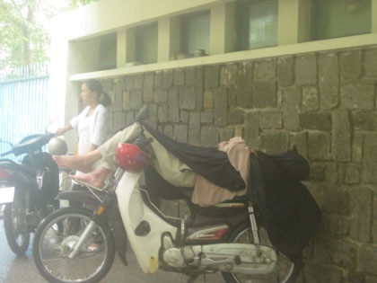 Lướt thướt mưu sinh trong mưa - 7