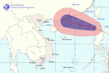 Bão số 7 vừa tan, bão số 8 đã hình thành - 1