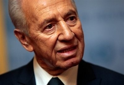 Tổng thống Israel bị ngất trên bục phát biểu - 1