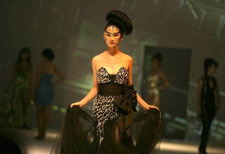 “Tỉnh thức” thành công nhưng không xôn xao - 20 “Tỉnh thức” thành công nhưng không xôn xao - 20