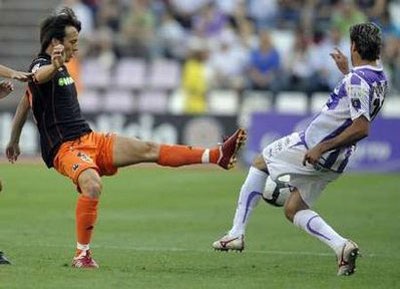 David Villa lập cú đúp, Valencia hạ gục Valladolid - 2
