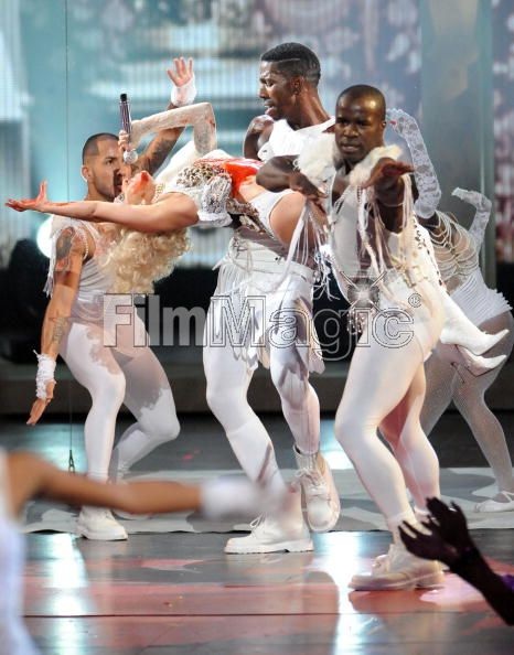 Xem màn diễn ấn tượng của Lady Gaga - 7 Xem màn diễn ấn tượng của Lady Gaga - 7