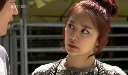 Yoon Eun Hye thất vọng vì bị… chê - 9