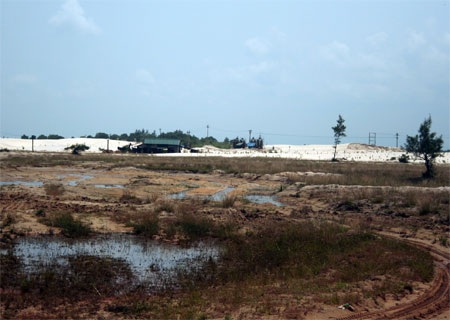 Bắt tạm giam 3 đối tượng tấn công cảnh sát cơ động - 1