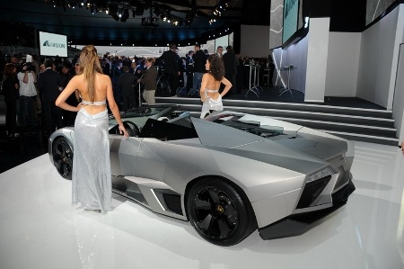Lamborghini Reventon mui trần chính thức ra mắt - 10 Lamborghini Reventon mui trần chính thức ra mắt - 10
