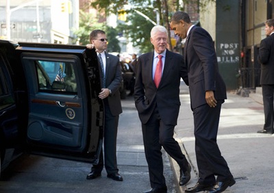 Obama, Clinton ăn trưa thân mật tại nhà hàng Ý - 6 Obama, Clinton ăn trưa thân mật tại nhà hàng Ý - 6
