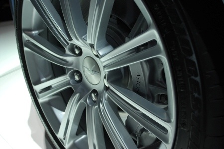 Chiêm ngưỡng Aston Martin Rapide tại Frankfurt 2009 - 9