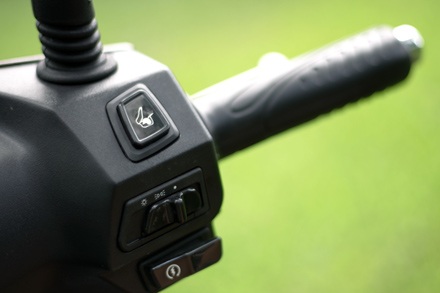 SYM Shark hướng tới khách hàng trẻ - 7