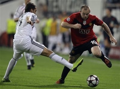 Scholes giúp MU ca khúc khải hoàn từ "chảo lửa" Istanbul - 2 Scholes giúp MU ca khúc khải hoàn từ "chảo lửa" Istanbul - 2