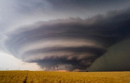 Kinh hoàng khi thiên nhiên “nổi giận” - 9 Kinh hoàng khi thiên nhiên “nổi giận” - 9