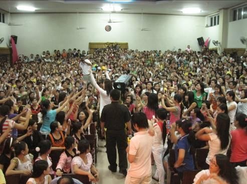 Tour diễn “Và Em Đã Yêu”: Truy cập website - Nhận ngay vé mời - 2 Tour diễn “Và Em Đã Yêu”: Truy cập website - Nhận ngay vé mời - 2