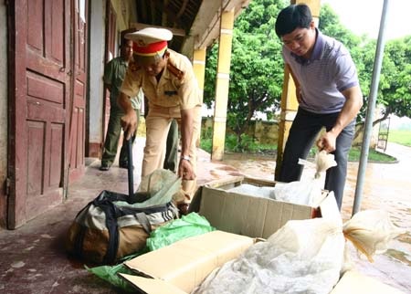 Bắt vụ vận chuyển 60kg rắn hổ mang - 1