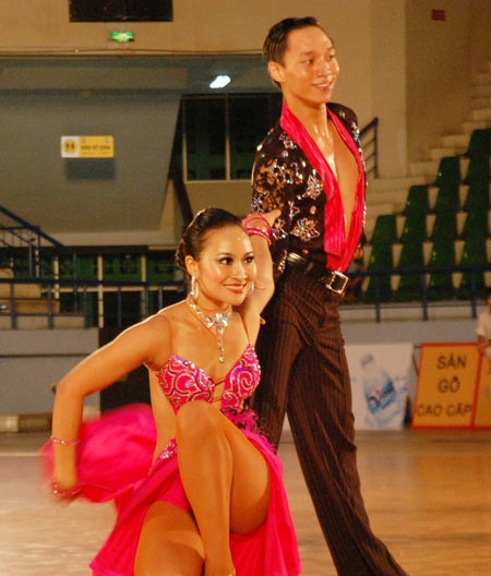 Vượt Chí Anh, Khánh Thi và “kép mới” gặt Vàng liên tiếp - 10