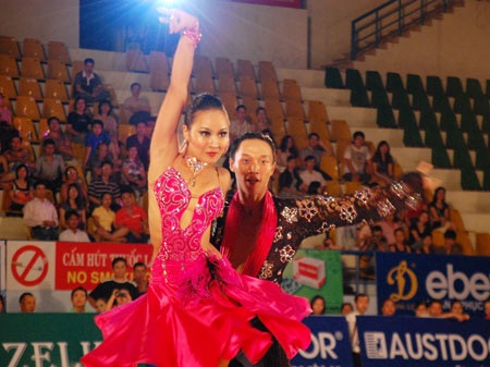 Vượt Chí Anh, Khánh Thi và “kép mới” gặt Vàng liên tiếp - 13