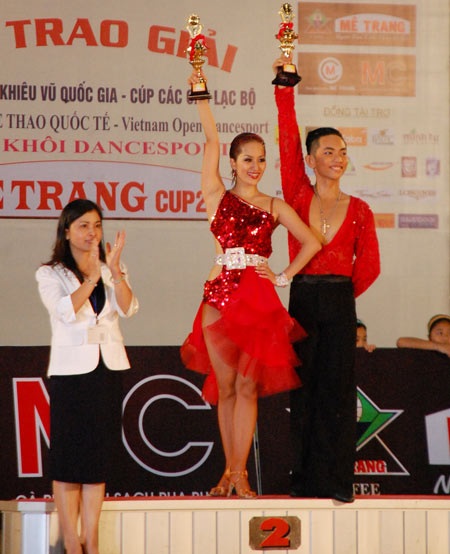 Chí Anh và “người mới” Nhã Khanh hái bù Vàng - 2