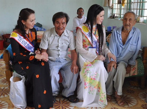 Khai mạc vòng chung kết cuộc thi Hoa Hậu quý bà 2009  - 2