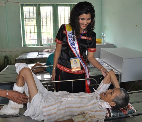 Khai mạc vòng chung kết cuộc thi Hoa Hậu quý bà 2009  - 1