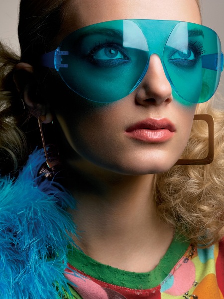 Lily Donaldson làm điệu với kính mát - 4 Lily Donaldson làm điệu với kính mát - 4