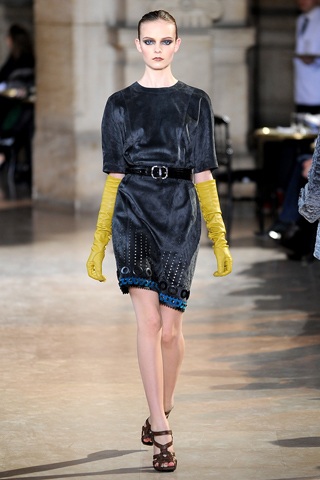 BST thu đông 2009 của Loewe - 11