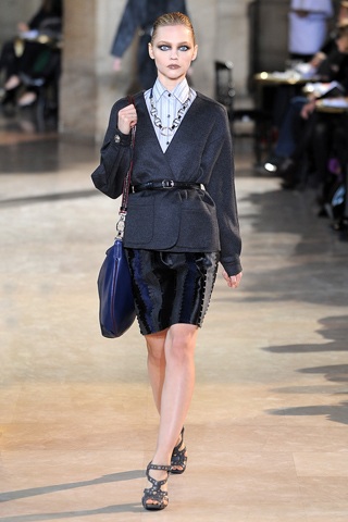 BST thu đông 2009 của Loewe - 10