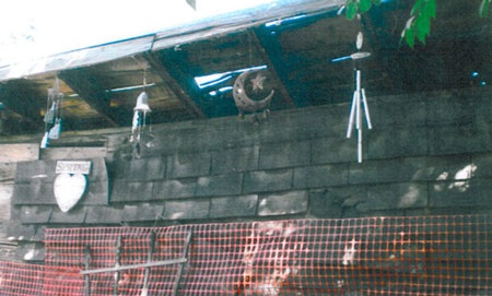 Vụ nô lệ tình dục chấn động Mỹ: Nhà thủ phạm giống "ổ lợn" - 9