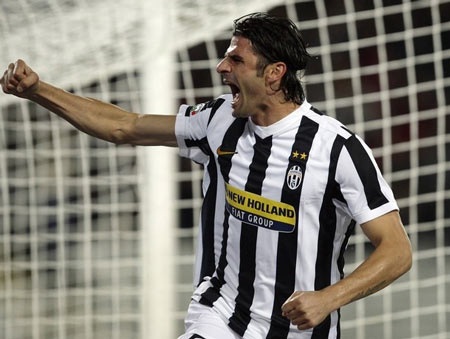 Đè bẹp Livorno, Juventus thắng trận thứ 4 liên tiếp - 1