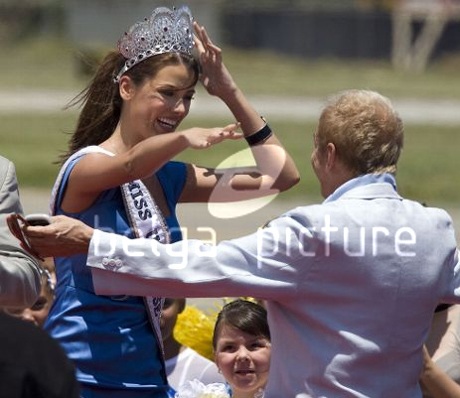 Tân Hoa hậu Hoàn vũ: Rạng rỡ ngày trở về - 3 Tân Hoa hậu Hoàn vũ: Rạng rỡ ngày trở về - 3