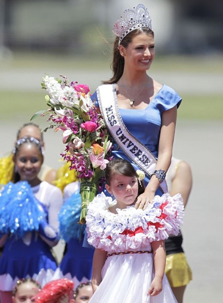 Tân Hoa hậu Hoàn vũ: Rạng rỡ ngày trở về - 9 Tân Hoa hậu Hoàn vũ: Rạng rỡ ngày trở về - 9