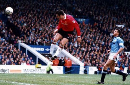 Top 10 trận derby Manchester kinh điển - 2