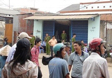 Cái chết đầy bất thường của một phụ nữ độc thân - 1 Cái chết đầy bất thường của một phụ nữ độc thân - 1