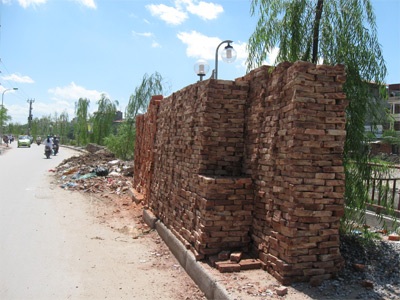 “Trận địa” hố ga giăng bẫy ven đường - 3 “Trận địa” hố ga giăng bẫy ven đường - 3