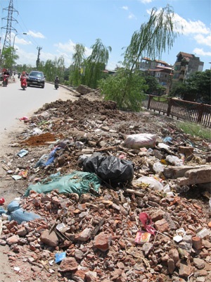 “Trận địa” hố ga giăng bẫy ven đường - 4 “Trận địa” hố ga giăng bẫy ven đường - 4