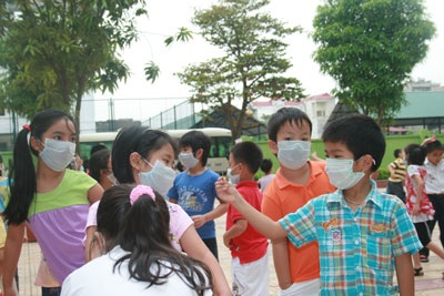 Học sinh nhiễm cúm, trường bưng bít thông tin - 1