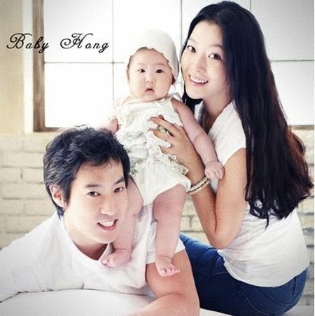 Cận cảnh cô con gái bụ bẫm của Kim Hee Sun - 4