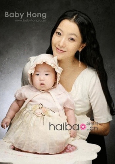 Cận cảnh cô con gái bụ bẫm của Kim Hee Sun - 5