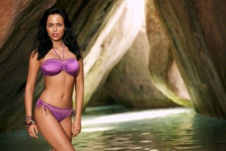 Bộ ảnh lịch người đẹp “xế” độ 2010 - 13