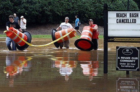 Georgia chìm nghỉm trong biển nước - 8