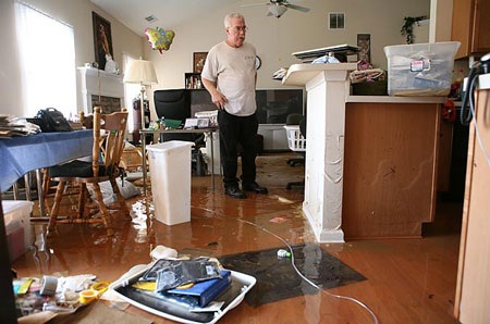 Georgia chìm nghỉm trong biển nước - 7