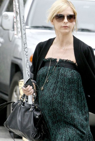 Sarah Michelle Gellar sinh con gái - 2 Sarah Michelle Gellar sinh con gái - 2