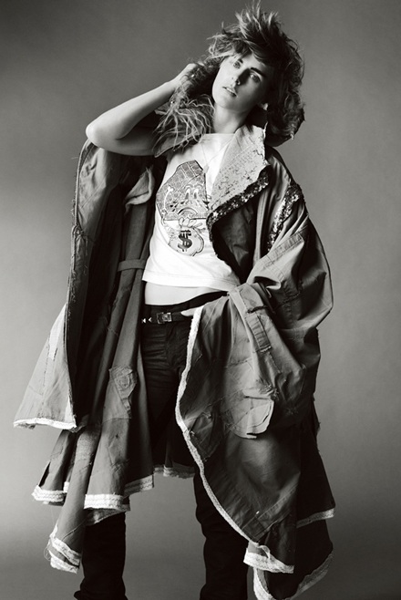 Dàn “chân dài” quy tụ trên Vogue - 6