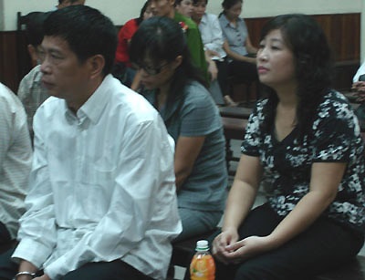 Anh em bị cáo Bùi Tiến Dũng hầu toà - 2